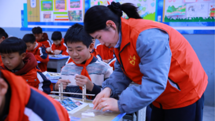 给我公路青年学雷锋清单来袭→暖心操作太圈粉！